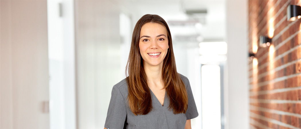 Dr. Lena Schiffer